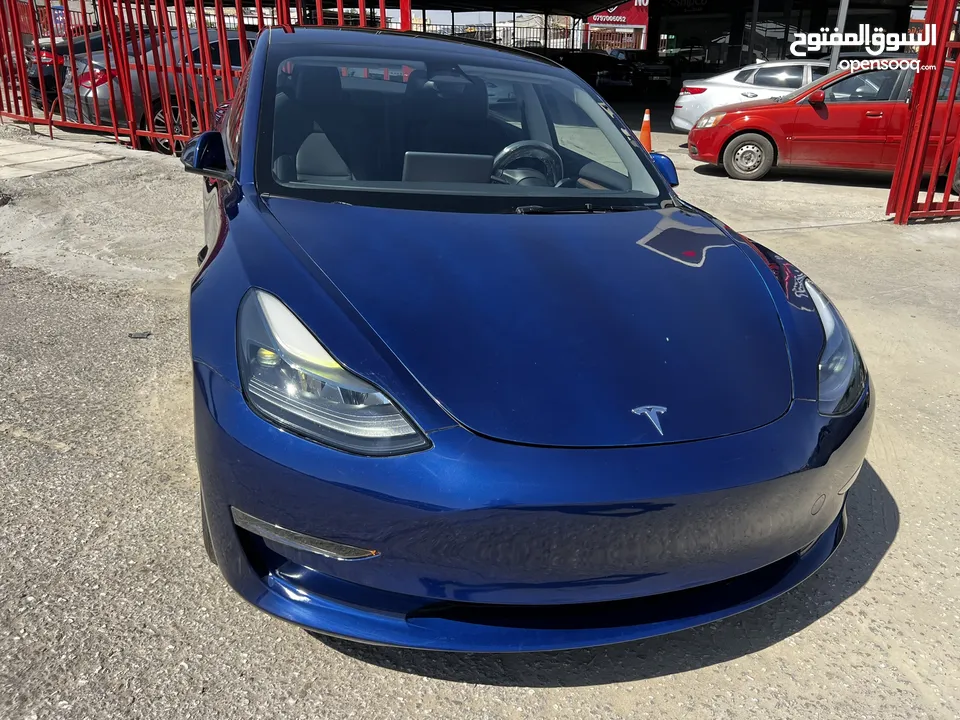 Tesla Model 3 2023 Standard plus