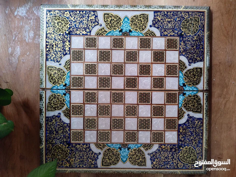 First class Persian inlaid chess and backgammon with special paintings