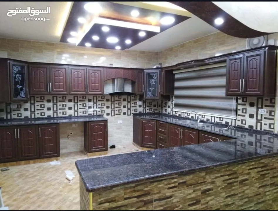 جميع أعمال الألمنيوم والحداده والسيكوريت