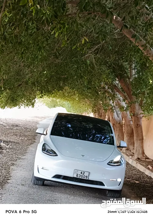 Tesla model y 2021