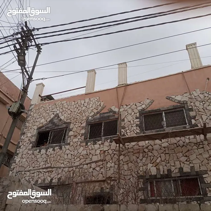 تركيب جميع انواع الحجر والشحف وجميع انواع الديكورات في داخل انحاء المملكه