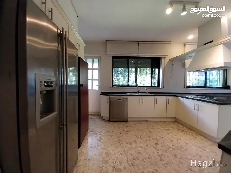 فيلا للايجار في عبدون  ( Property 33676 ) سنوي فقط