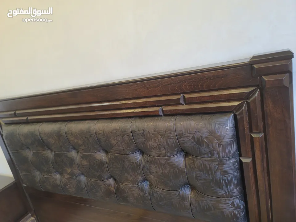 غرفة نوم ماستر خشب زان ولاتيه صلب