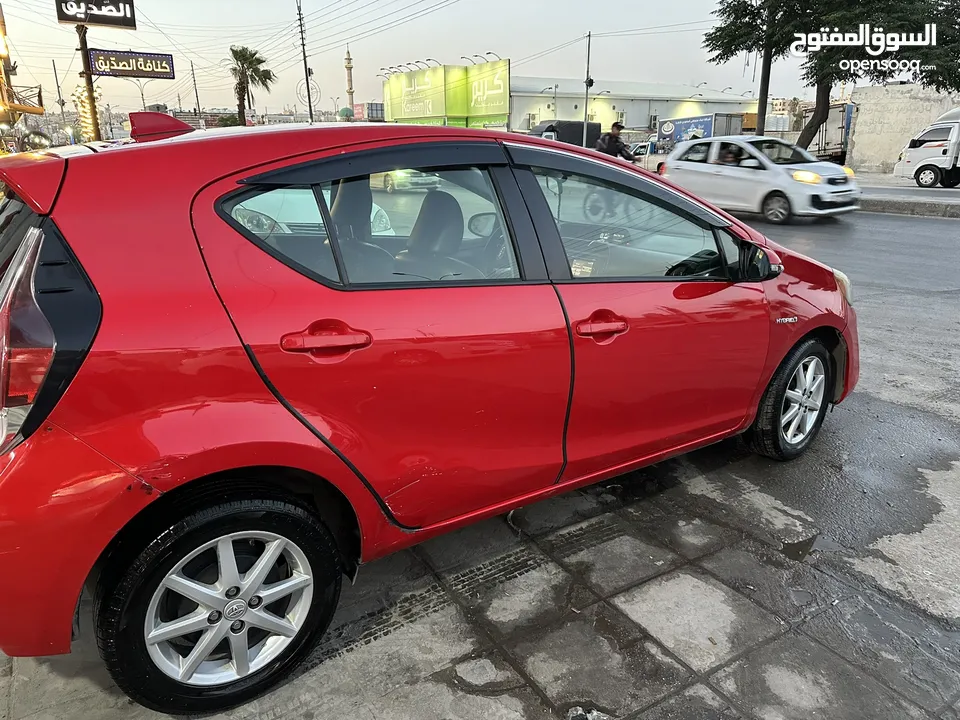 Toyota Prius C 2015