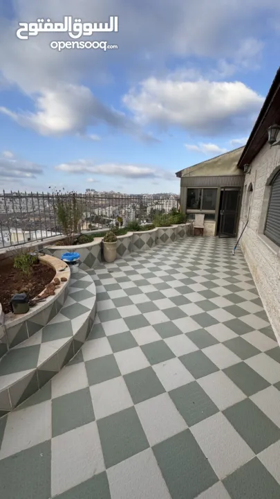 روف طابق كامل للبيع