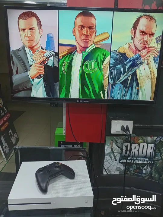 اكس بوكس ون إس  X BOX ONE S