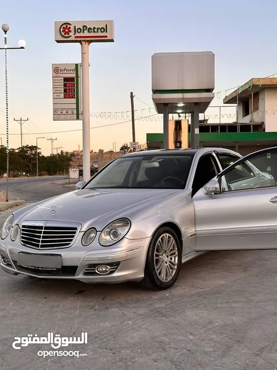 مرسيدس E200  2007