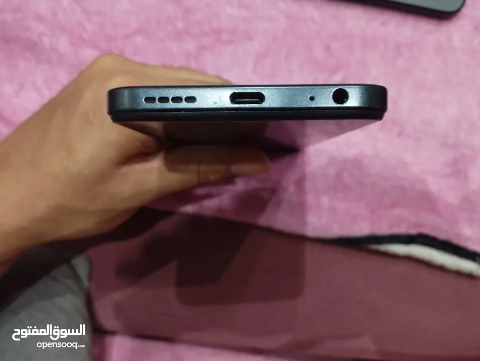 هاتف ايتل A50 جديد استعمال خفيف لمدة 4 شهور فقط للبيع بسعر 2800 قابل للتفاوض مش هنختلف عن اي شي