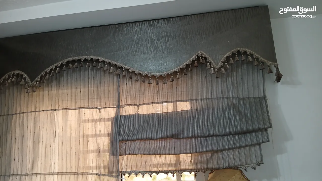 برداي رومان مع ديكورها