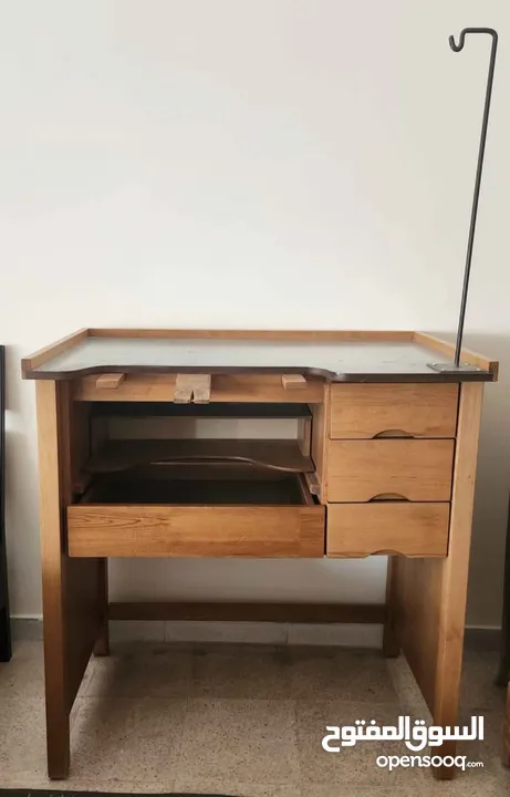 Jewelry Making bench/desk مكتب صنع المجوهرات