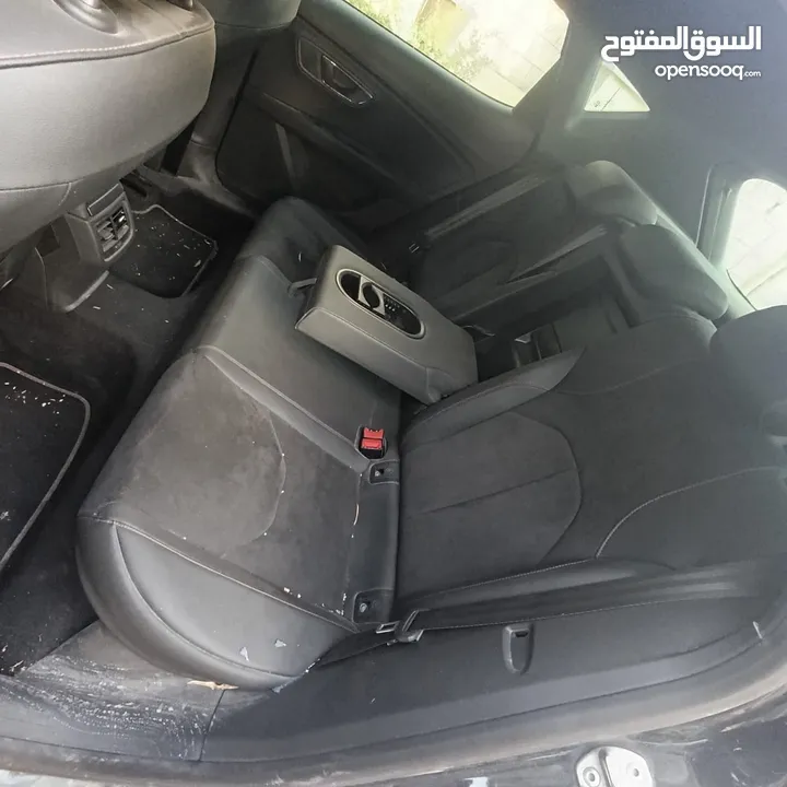 Seat Leon FR Black Edition 2020. سيات ليونFR 2020  للبيع بسبب السفر