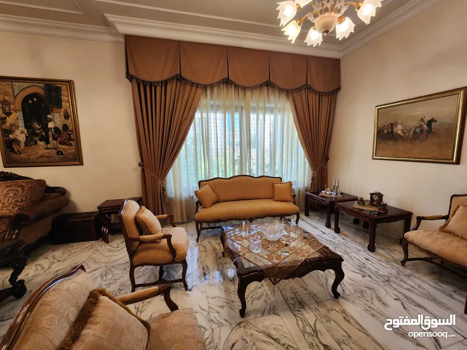 طابق ارضي من ضمن فيلا للإيجار في الصويفية ref : 14248