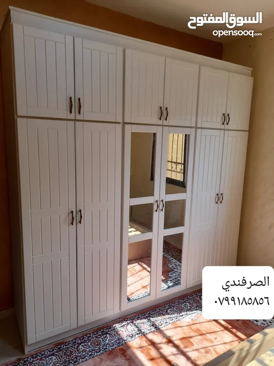 خزائن ملابس خشب لامنيت 18م لاتيه او حسب الطلب احجام كبيره درف او سحاب جميع الوان