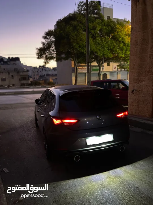 سيارة سيات ليون موديل 2018 بوضع الشركة