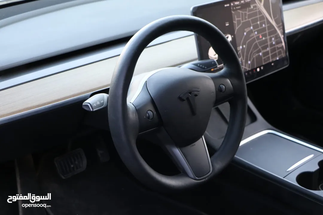 Tesla model 3 standard plus 2023