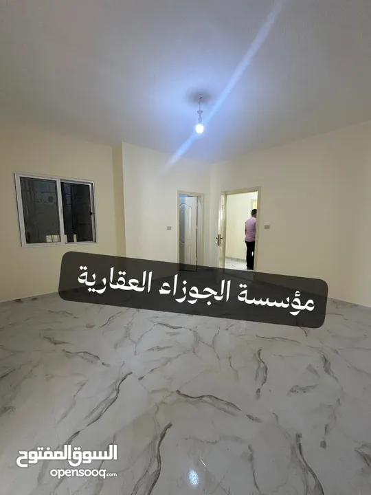 4 شقق فارغات للايجار لم تسكن في نفس العمارة في منطقة مرج الحمام