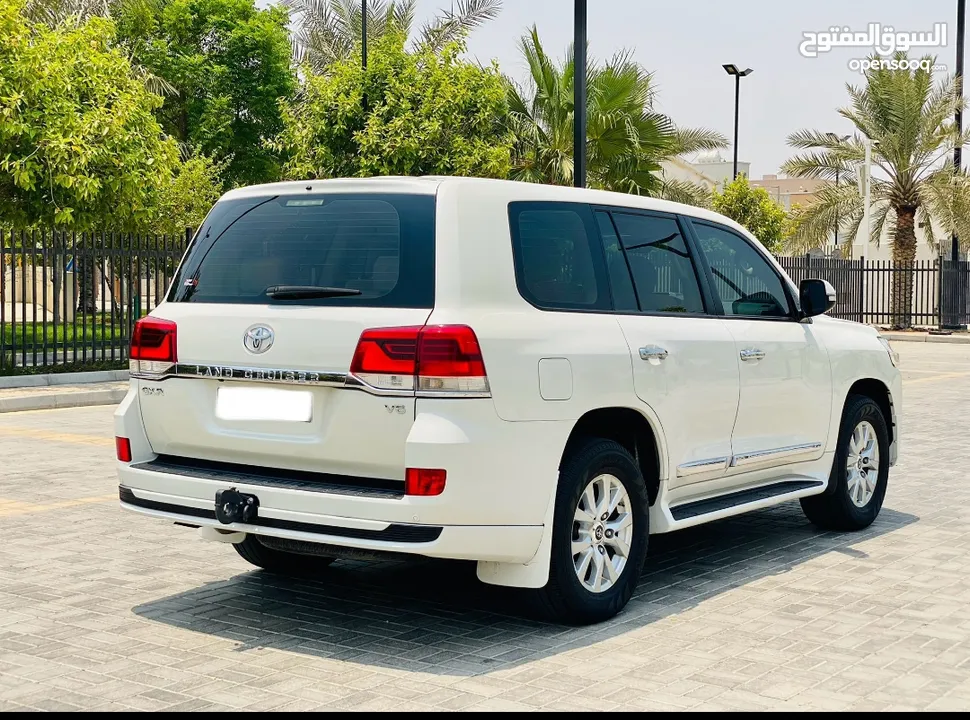 TOYOTA LAND CRUISER GXR V6 VERYWELL MAINTAINED SUV FOR SALE