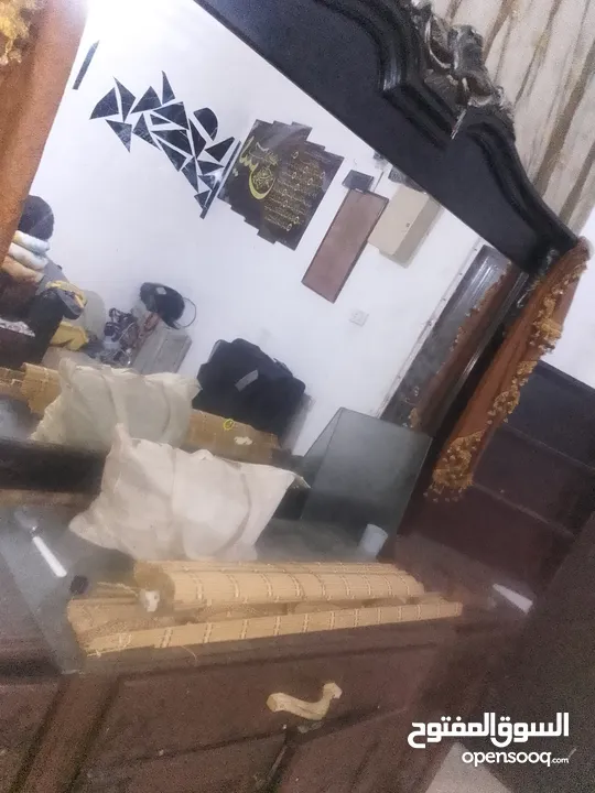 مجلس عربي كومودينا مرايه غرفه الضيوف