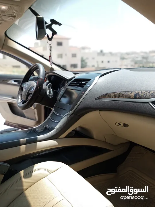 لينكولن MKZ 2015