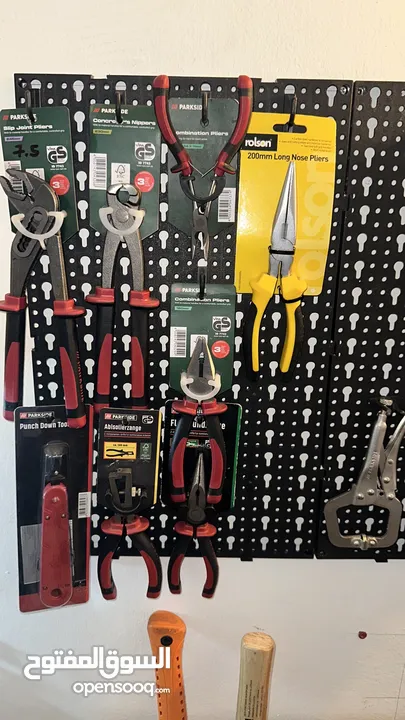 عدد يدوية وارد أوروبي بحال الوكالة للبيع بسعر مغري DEWALT BOSCH PARKSIDE and DREMEL