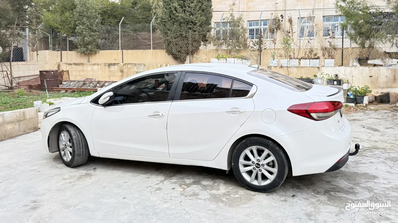 كيا سيراتو k3 ديزل 2017 نخب عداد قليل