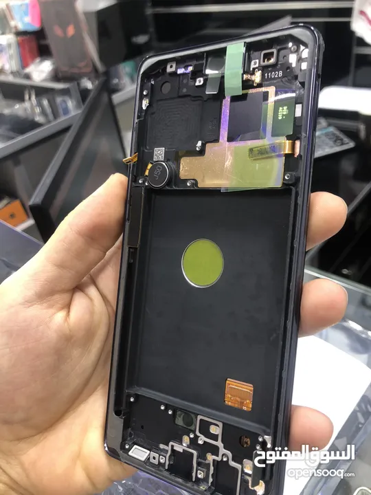 مع فريم شاشة سامسونج A15  أصلي شركة 100% . SAMSUNG A15 ORIGINAL LCD .