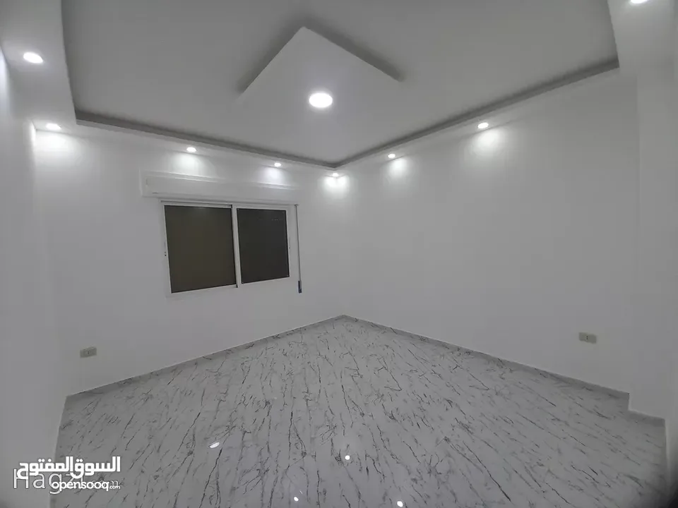 شقة طابق ثالث مع روف للبيع في البنيات ( Property ID : 30783 )