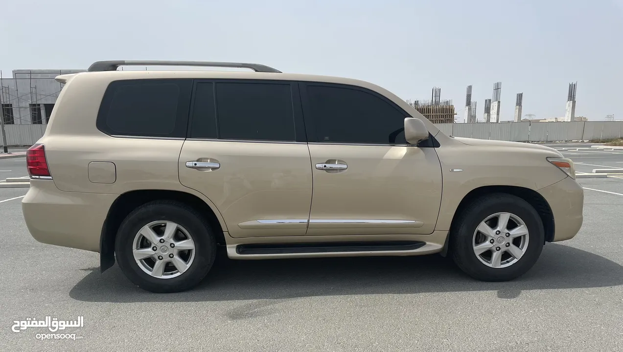 لكزس LX570 2011 Lexus