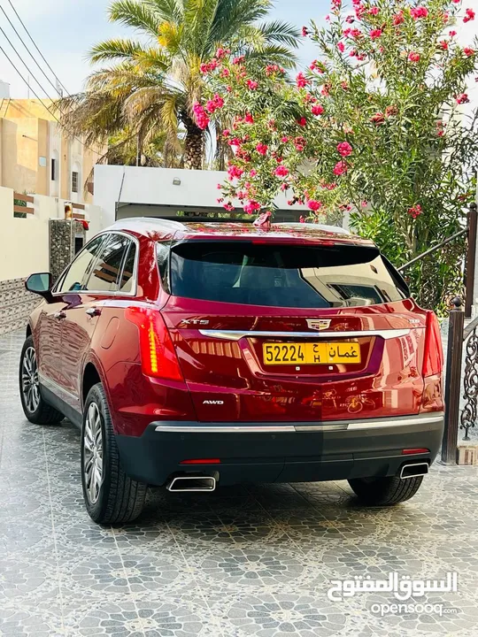 كاديلاك XT5 2018 فل مواصفات بحالة الوكالة