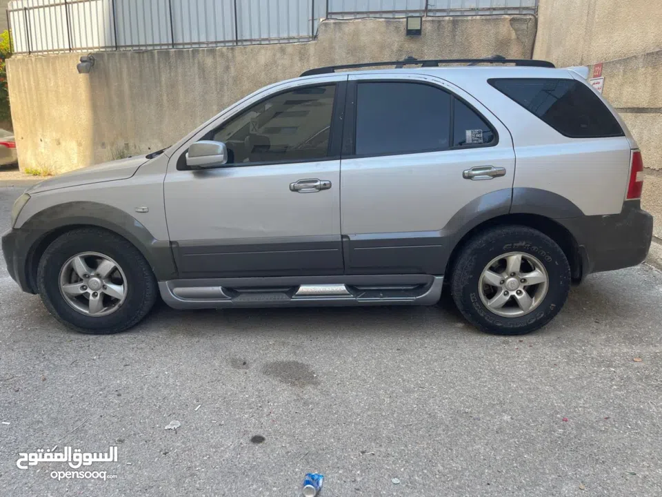 جيب سيرسنتو 2009 ، ماشي 173الف كيلو متر مرخص و مأمن و في امكانية للبدل!!!