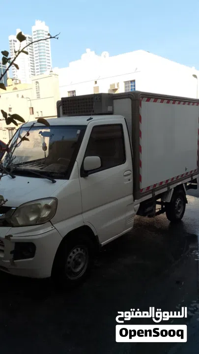 للبيع بيك اب ثلاجة نوع سي ام سي