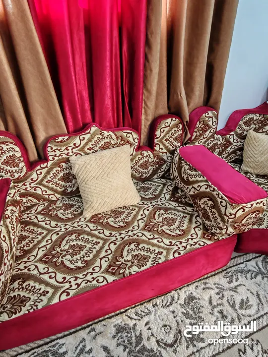 جلسة عربية للبيع بحالة ممتازة