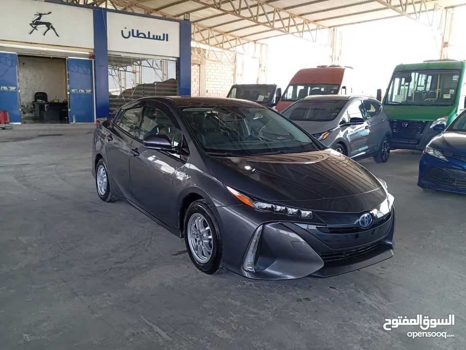 Toyota Prius prime plug in 2019