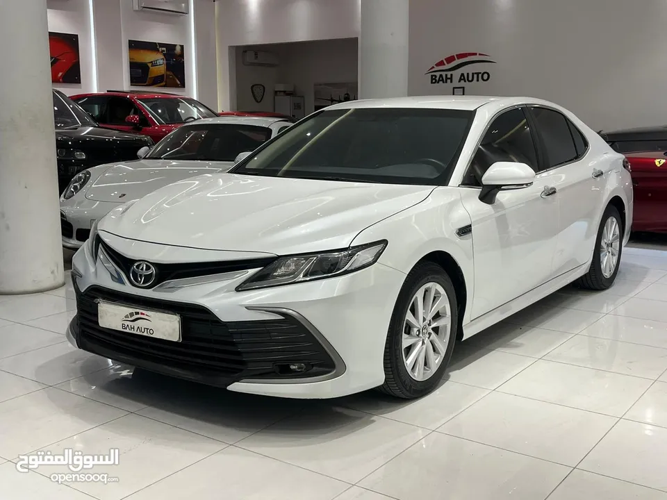 TOYOTA CAMRY GLE 2023 LOW RUNNNG KM FOR SALE