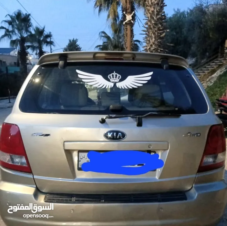 كيا سيرينتو جيب.بحالة ممتازة مش ناقصها شيء.كاش او اقساط