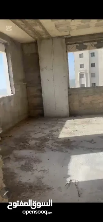 شقه للبيع عظم 160 متر في اجمل مناطق بير زيت الطله الغربيه منطقه هادئه اطلاله جميله