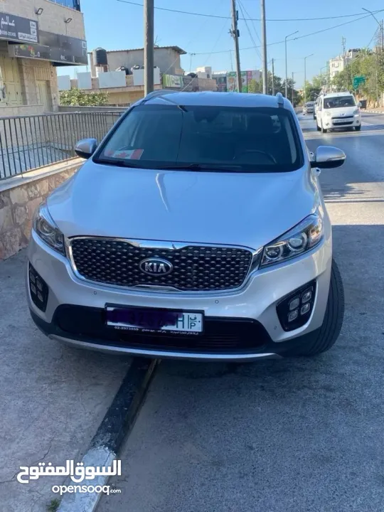 كيا سورينتو 2016 دفع رباعي 4*4 فل ما عدا الفتحة السعر 88,000