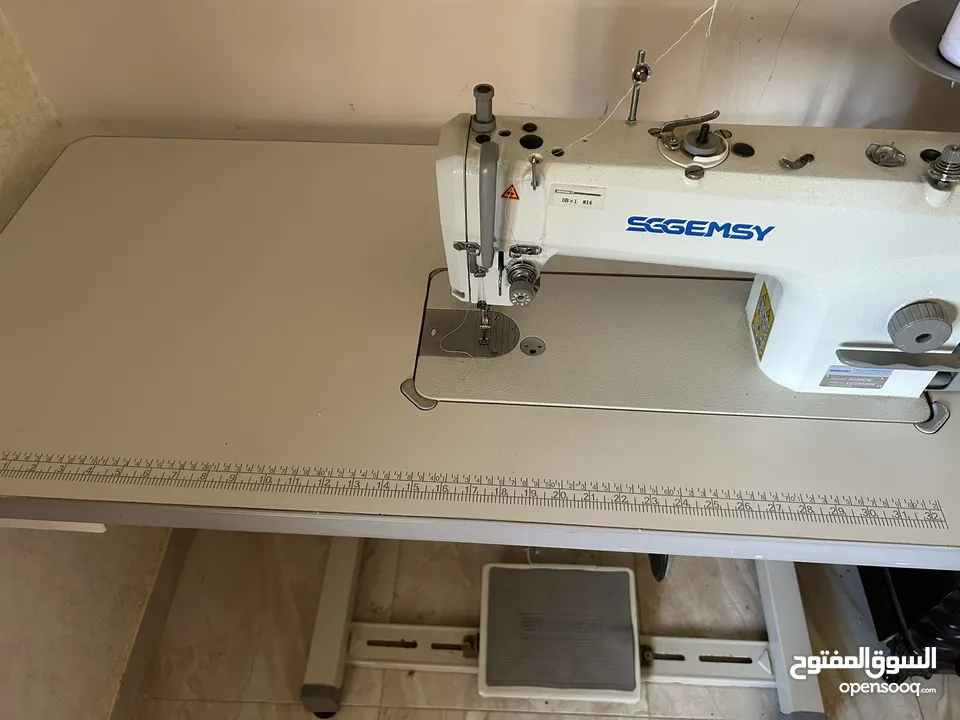 ماكينة خياطة بحالة جيّدة  نوعها sgemsy