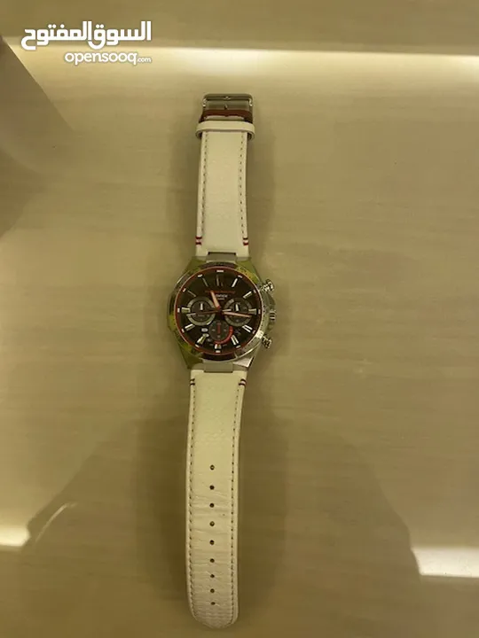 CASIO EDIFICE Honda Collaboration EQS-800HR-1AJR – Limited Edition Racing Watch