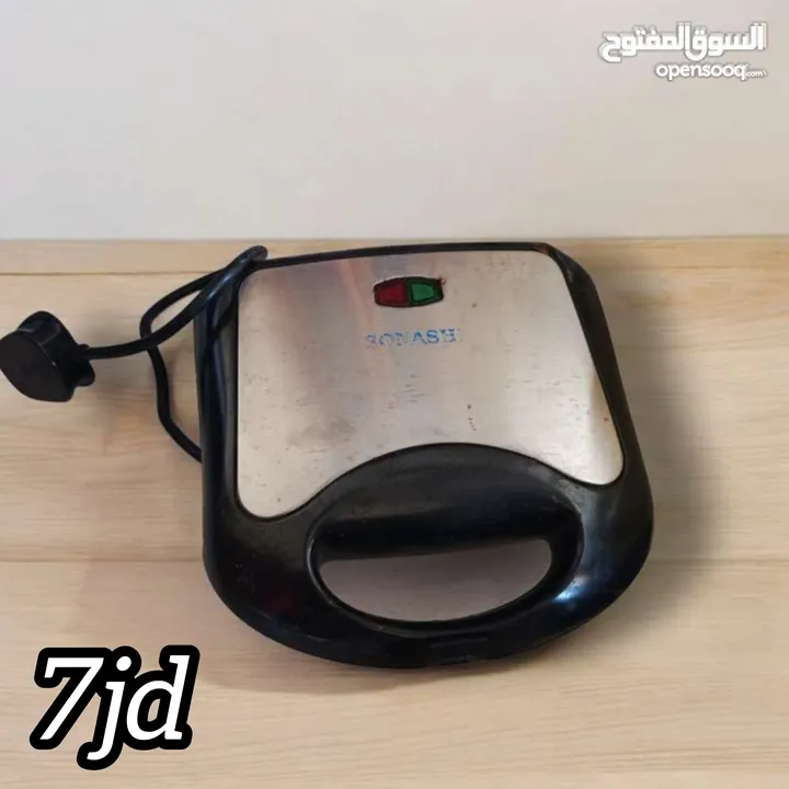 أغراض مستعمله للبيع مستعجل كلهم 15