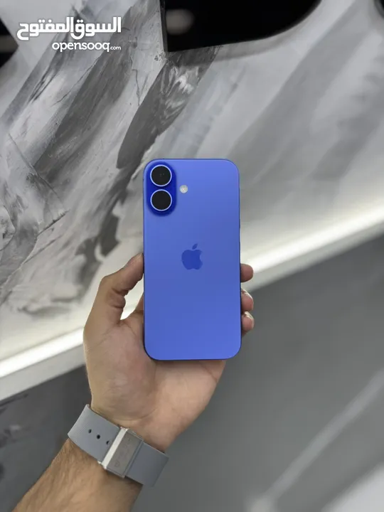 ايفون 16 128GB جيجا لون اسود او زهري او ازرق اجهزة لا تعد انها مستخدمة نسبة البطارية 100%