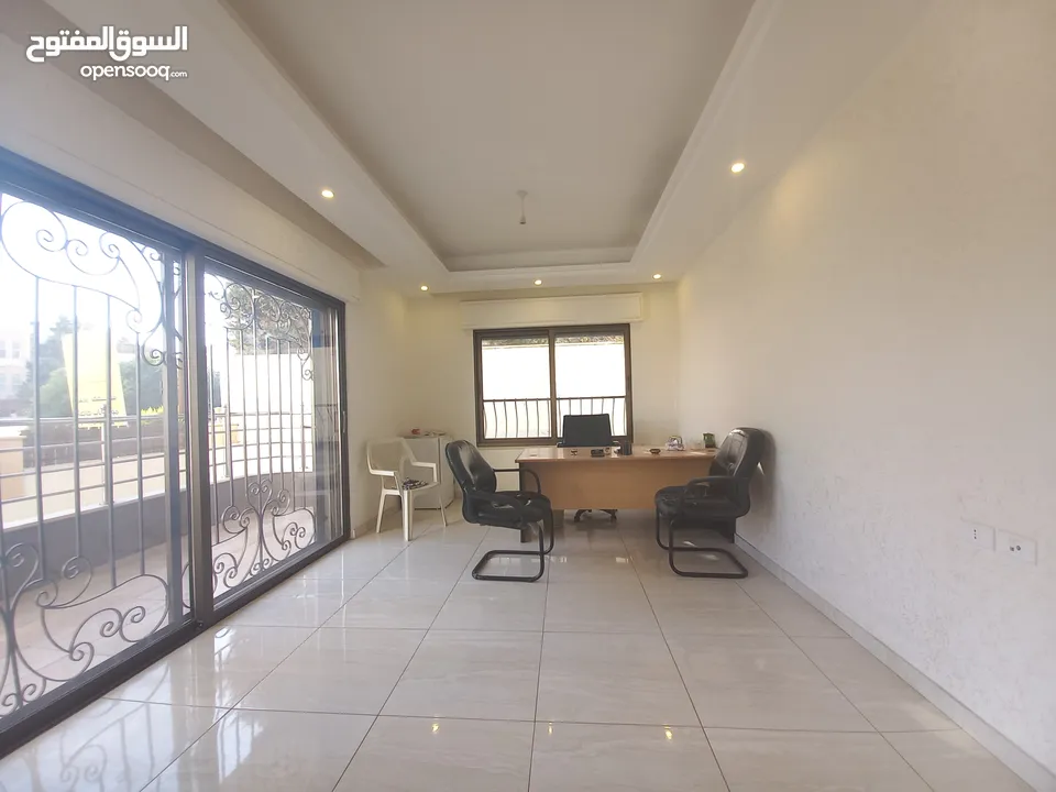 Unfurnished Apartment For Rent In Deir Ghbar  ( Property 35230 )-174658264