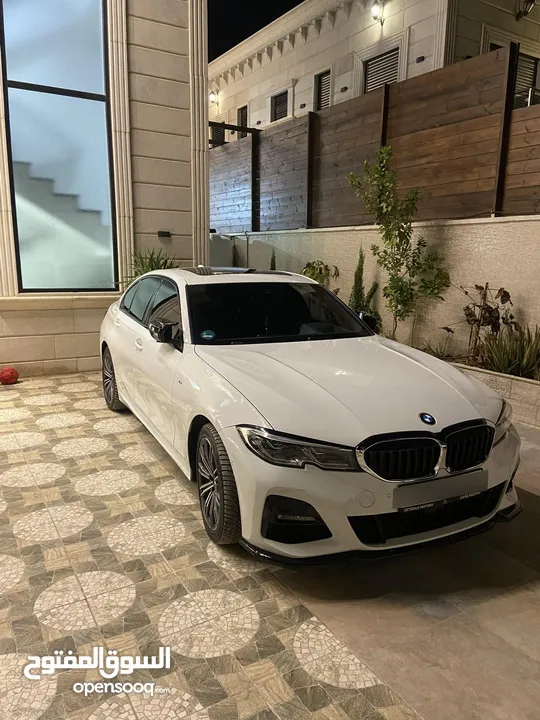 بي ام دبليو 330e بلجن هايبرد