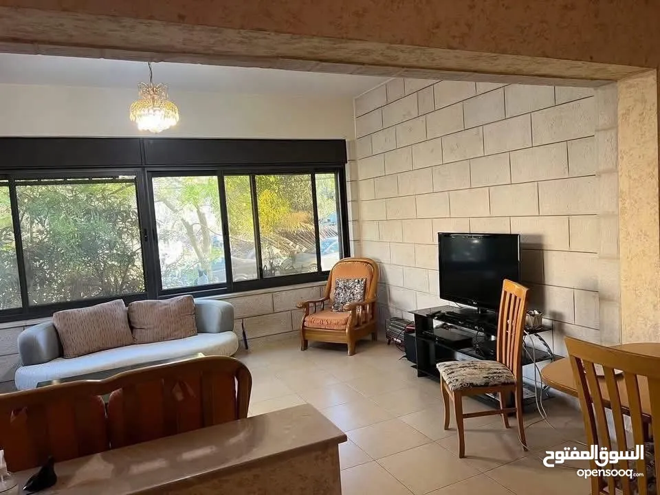 شق مفروشه للايجار لموظفات في رام الله التحتا