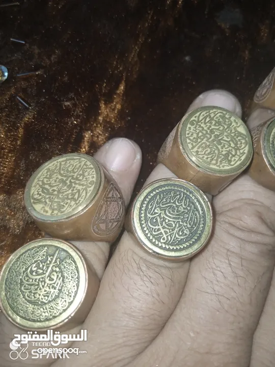 السلام عليكم خواتم نحاس قديم منقوشه  الخاتم الياقوت في زئبق من الداخل فرصه للهواه التسليم في الاردن