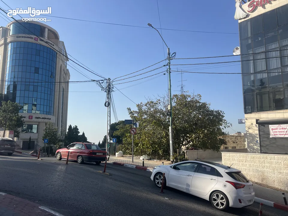 مكتب للايجار بالقرب من بنك فلسطين عين مصباح