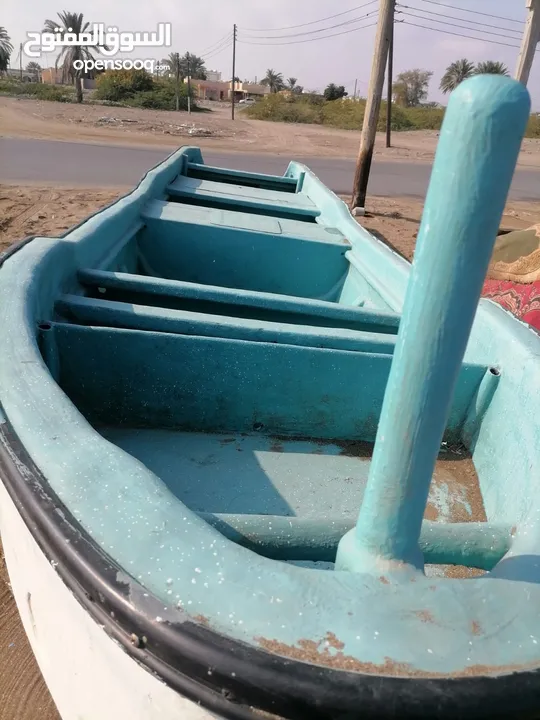 قارب للبيع 23 قدم بدون ملكيه قارب نظيف ما عليه كلام مطلوب 400 ريال مع ملكيه ب 460