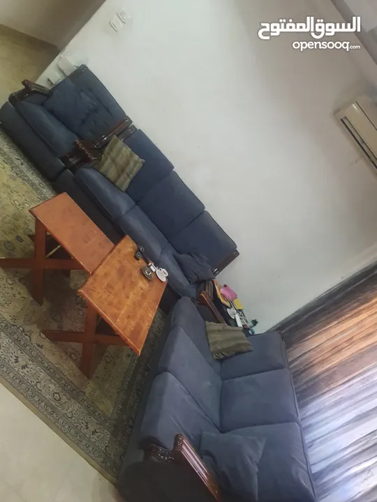 طقم كنب مورس عشر مقاعد تنتين ثلاثية وأربعة مفردة خشب زان تقيل بحالة جيدة