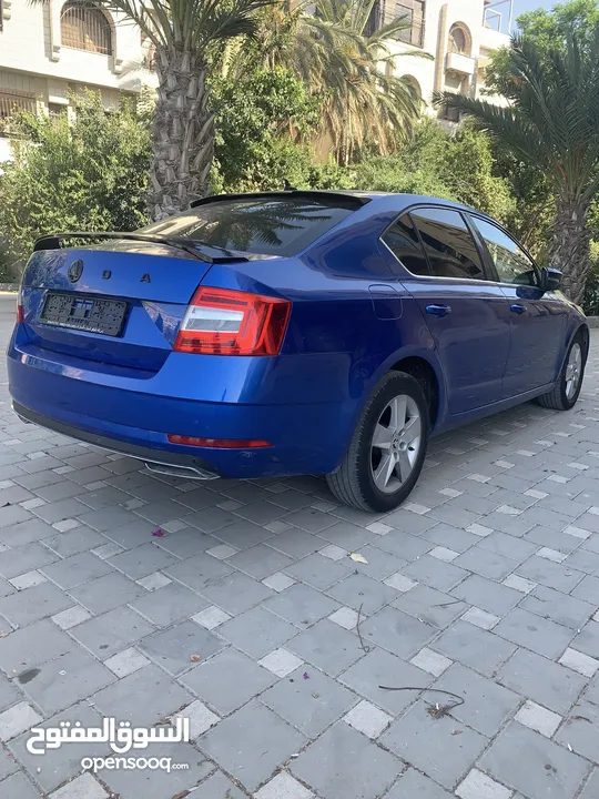 سكودا اوكتافيا 2018