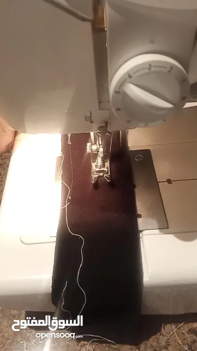 ماكينة خياطة سنجر بحالة الوكالة